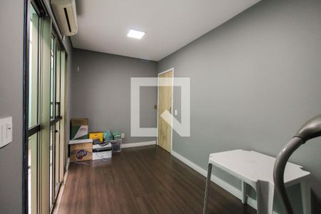 Casa à venda com 300m², 7 quartos e 4 vagas Casa à venda com 300m², 7 quartos e 4 vagasQuarto 3