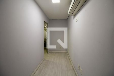 Casa à venda com 300m², 7 quartos e 4 vagas Casa à venda com 300m², 7 quartos e 4 vagasHall de Entrada