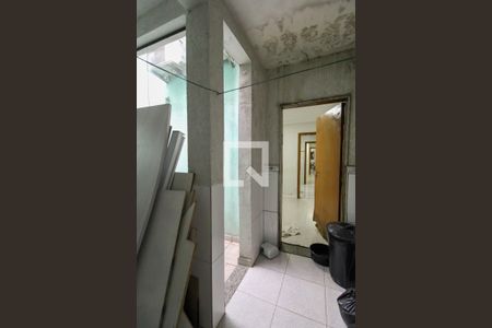 Casa à venda com 300m², 7 quartos e 4 vagas Casa à venda com 300m², 7 quartos e 4 vagasÁrea de Serviço