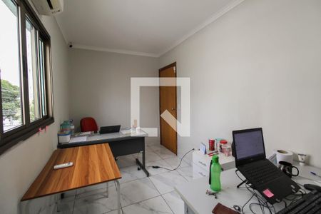 Casa à venda com 300m², 7 quartos e 4 vagas Casa à venda com 300m², 7 quartos e 4 vagasQuarto 7