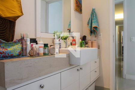 Apartamento à venda com 125m², 3 quartos e 1 vagaBanheiro do Quarto 3 - Suíte