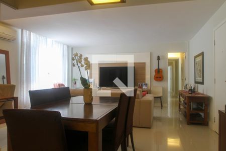 Sala de apartamento à venda com 3 quartos, 125m² em Lagoa, Rio de Janeiro