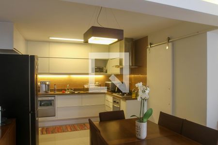 Sala de apartamento à venda com 3 quartos, 125m² em Lagoa, Rio de Janeiro