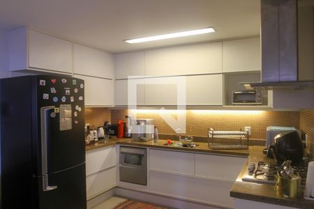 Apartamento à venda com 125m², 3 quartos e 1 vagaCozinha