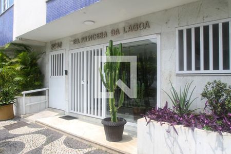 Apartamento à venda com 125m², 3 quartos e 1 vagaFachada e portaria