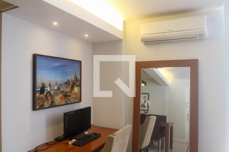 Sala de apartamento à venda com 3 quartos, 125m² em Lagoa, Rio de Janeiro