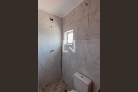 Casa à venda com 240m², 2 quartos e 1 vagaBanheiro da Suíte