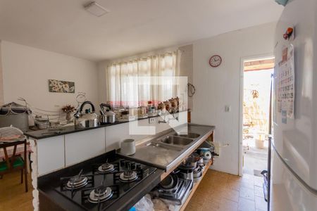 Casa à venda com 240m², 2 quartos e 1 vagaCozinha