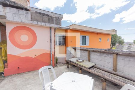 Casa à venda com 240m², 2 quartos e 1 vagaQuintal