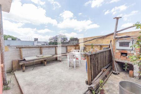 Casa à venda com 240m², 2 quartos e 1 vagaQuintal