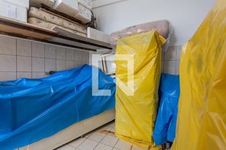 Casa à venda com 240m², 2 quartos e 1 vagaÁrea de Serviço