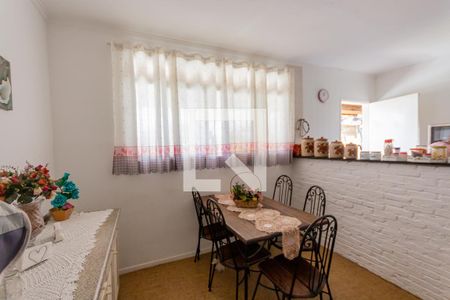 Casa à venda com 240m², 2 quartos e 1 vagaCozinha