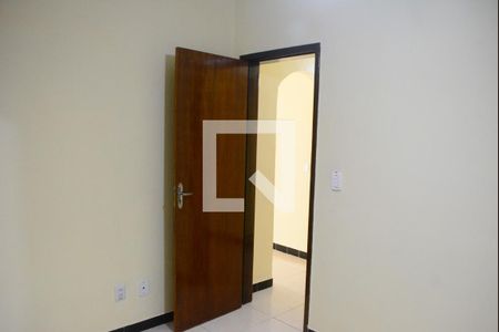 Quarto 2 com banheiro de casa para alugar com 3 quartos, 40m² em Stella Maris, Salvador