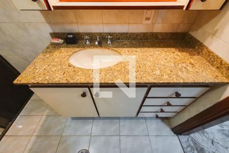 Apartamento à venda com 112m², 3 quartos e 1 vagaBanheiro 