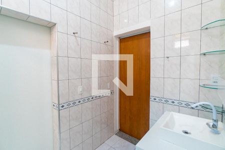 Casa à venda com 80m², 2 quartos e sem vagaBanheiro da Suíte