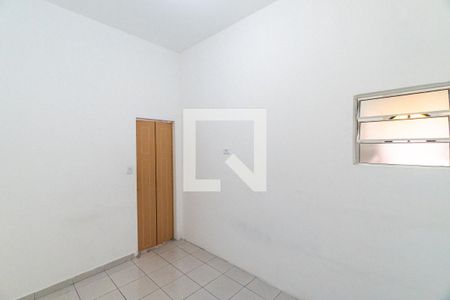 Quarto de casa à venda com 2 quartos, 80m² em Jardim Oriental, São Paulo