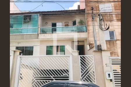 Casa para alugar com 236m², 3 quartos e 4 vagas Casa para alugar com 236m², 3 quartos e 4 vagasFachada