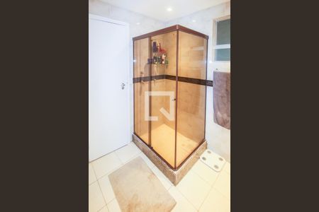 Apartamento à venda com 188m², 4 quartos e 2 vagasBanheiro 1