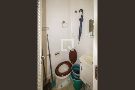 Apartamento à venda com 188m², 4 quartos e 2 vagasBanheiro de Serviço