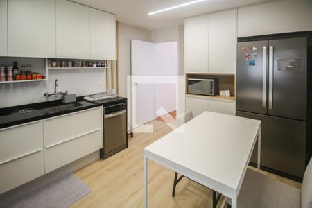 Apartamento à venda com 188m², 4 quartos e 2 vagasCozinha