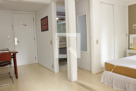 Banheiro, Quarto e Sala de kitnet/studio para alugar com 1 quarto, 35m² em Jardim Paulista, São Paulo