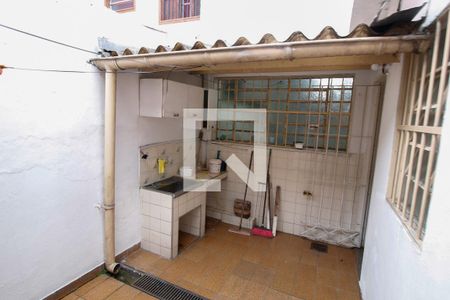 Casa à venda com 92m², 3 quartos e 1 vagaLavanderia