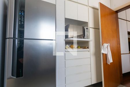 Apartamento à venda com 200m², 4 quartos e 2 vagasCozinha