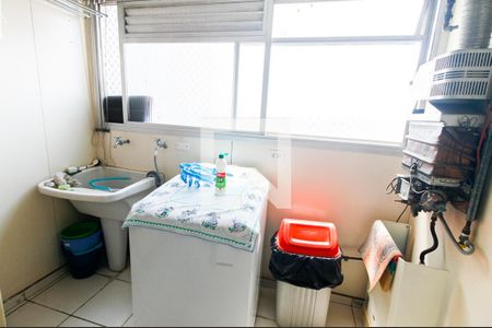 Apartamento à venda com 202m², 4 quartos e 3 vagas Apartamento à venda com 202m², 4 quartos e 3 vagasÁrea de Serviço