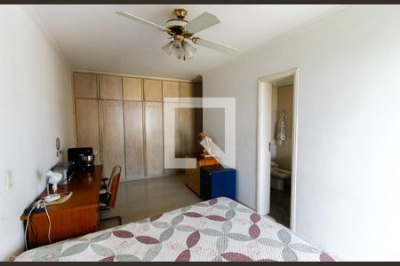 Apartamento à venda com 202m², 4 quartos e 3 vagas Apartamento à venda com 202m², 4 quartos e 3 vagasSuíte 2