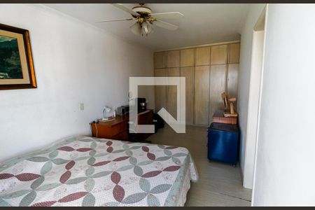 Apartamento à venda com 202m², 4 quartos e 3 vagas Apartamento à venda com 202m², 4 quartos e 3 vagasSuíte 2