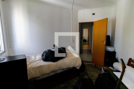 Apartamento à venda com 202m², 4 quartos e 3 vagas Apartamento à venda com 202m², 4 quartos e 3 vagasQuarto 1 - Armários