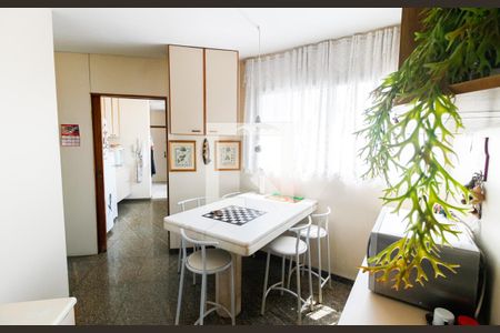 Apartamento à venda com 202m², 4 quartos e 3 vagas Apartamento à venda com 202m², 4 quartos e 3 vagasCopa