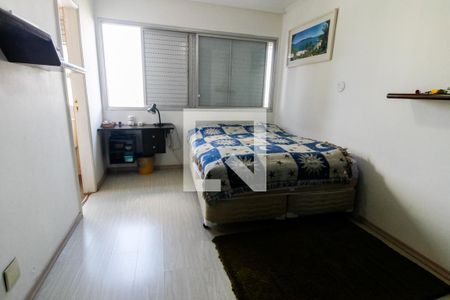 Apartamento à venda com 202m², 4 quartos e 3 vagas Apartamento à venda com 202m², 4 quartos e 3 vagasSuíte 1