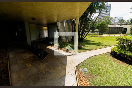 Apartamento à venda com 202m², 4 quartos e 3 vagas Apartamento à venda com 202m², 4 quartos e 3 vagasÁrea comum