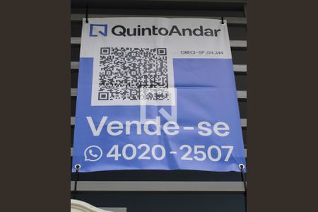 Casa à venda com 338m², 7 quartos e 2 vagas Casa à venda com 338m², 7 quartos e 2 vagasPlaquinha