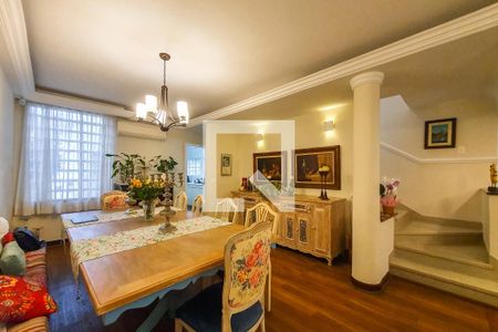 Sala de casa à venda com 4 quartos, 250m² em Mirandópolis, São Paulo