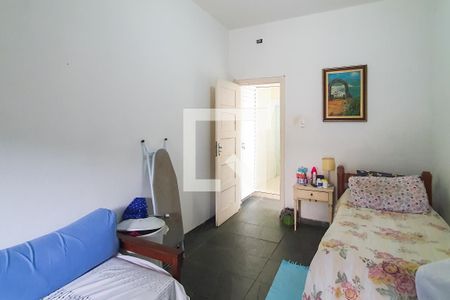 Casa à venda com 250m², 4 quartos e 2 vagas Casa à venda com 250m², 4 quartos e 2 vagasQuarto de Serviço