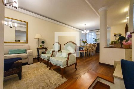 Sala de casa à venda com 4 quartos, 250m² em Mirandópolis, São Paulo