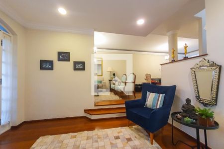 Sala de casa à venda com 4 quartos, 250m² em Mirandópolis, São Paulo