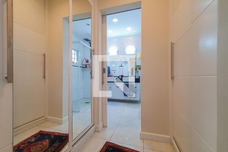 Casa à venda com 250m², 4 quartos e 2 vagas Casa à venda com 250m², 4 quartos e 2 vagasBanheiro da Suíte