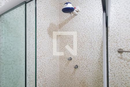 Casa à venda com 250m², 4 quartos e 2 vagas Casa à venda com 250m², 4 quartos e 2 vagasBanheiro de Serviço