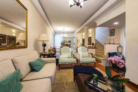 Sala de casa à venda com 4 quartos, 250m² em Mirandópolis, São Paulo