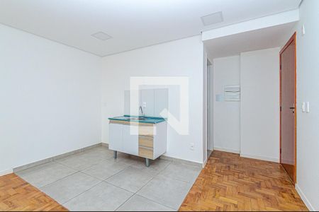 Cozinha de apartamento para alugar com 1 quarto, 43m² em Bela Vista, São Paulo