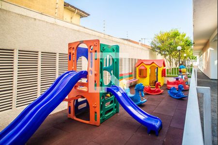 Apartamento à venda com 48m², 2 quartos e 1 vaga Apartamento à venda com 48m², 2 quartos e 1 vagaÁrea comum - Playground