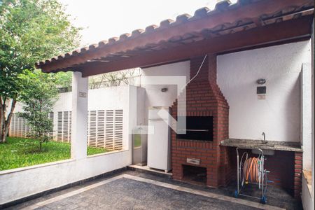 Apartamento à venda com 48m², 2 quartos e 1 vaga Apartamento à venda com 48m², 2 quartos e 1 vagaÁrea comum - Churrasqueira
