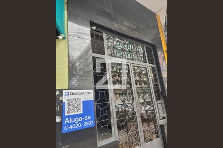 Apartamento para alugar com 72m², 2 quartos e sem vaga Apartamento para alugar com 72m², 2 quartos e sem vagaPlaca instalada