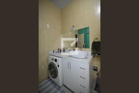 Apartamento para alugar com 72m², 2 quartos e sem vagaBanheiro