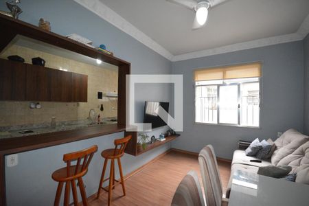 Sala de apartamento para alugar com 2 quartos, 72m² em Bonsucesso, Rio de Janeiro