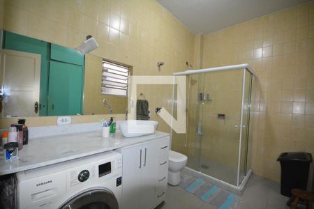 Apartamento para alugar com 72m², 2 quartos e sem vagaBanheiro