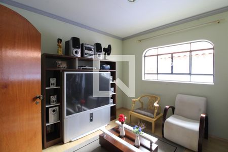 Casa para alugar com 1000m², 3 quartos e 6 vagasQuarto